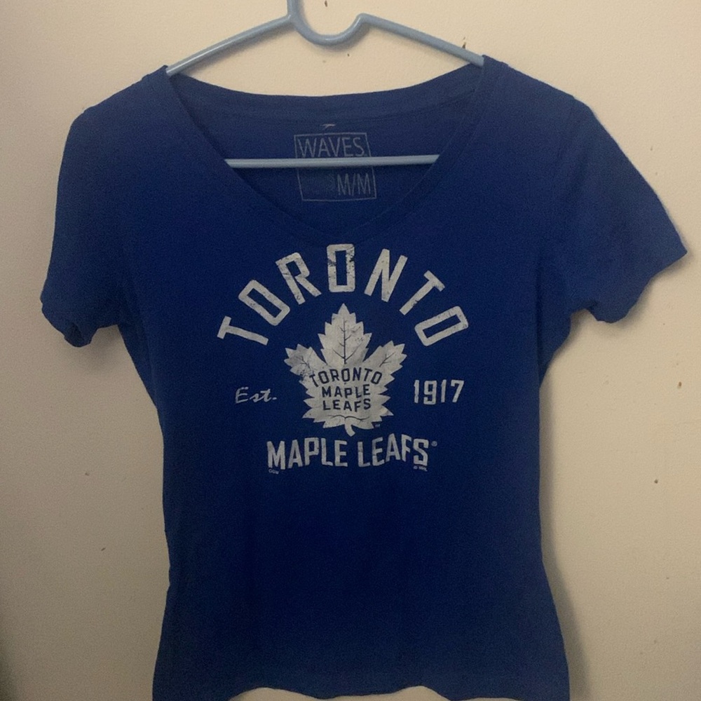 Awesome Waves Slub Tee Toronto Maple Leafs Road Blue Tshirt SZ Medium 🔥